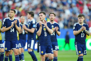 90507_morocco_scotland_wcup_soccer_41997 640x420.jpg