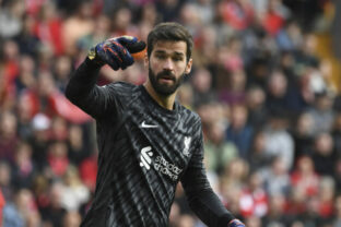 90603_liverpool_soccer_65850 640x420.jpg