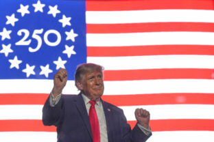 90677_aptopix_trump_america_25__6_775 640x420.jpg