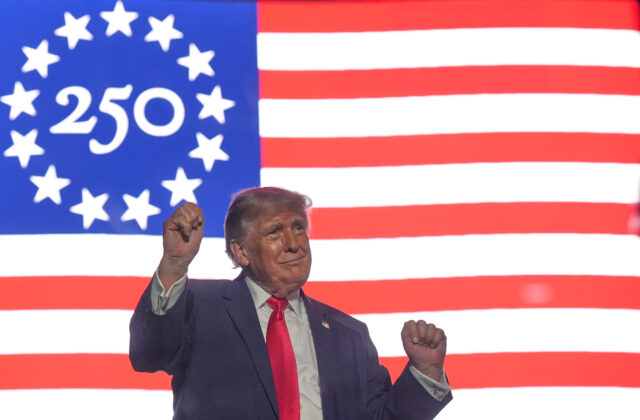 90677_aptopix_trump_america_25__6_775 640x420.jpg