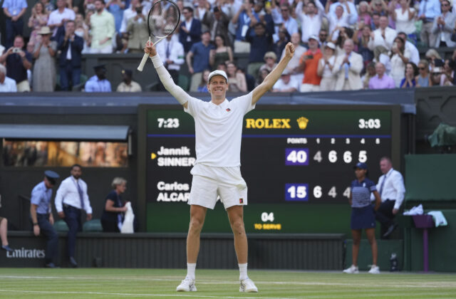 90730_aptopix_britain_wimbledon_tennis_78527 640x420.jpg