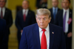 90931_trump_39185 640x420.jpg