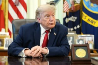 91218_trump_48199 640x420.jpg