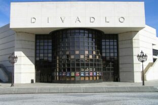 91222_divadlo_andreja_bagara_nitra_2008 640x420.jpg