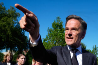 91499_trump_nato_rutte_86687 640x420.jpg