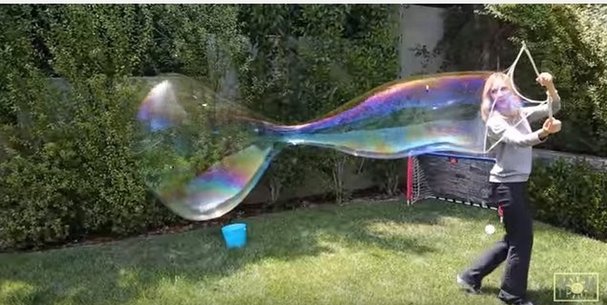 Ako si vyrobiť doma obrovské bubliny