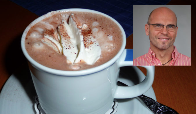 Odborník na výživu odsudzuje pitie kakaa. Môže ranný nápoj našim deťom uškodiť?