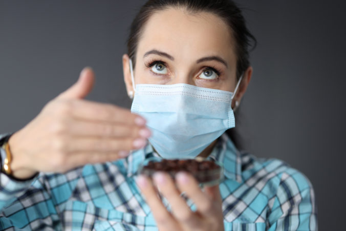 Príčiny straty čuchu a chuti pri ochorení koronavírusom