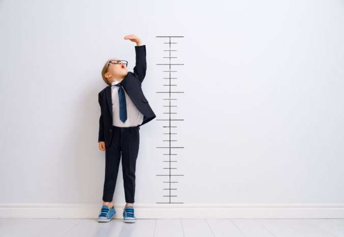 Zaujíma vás, koľko bude vaše dieťa v dospelosti merať? Vypočítajte si to