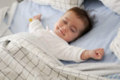 Spánok dojčiat: 6 až 9 mesiacov