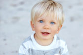 Je pravda, že sa všetky bábätká rodia s modrými očami?