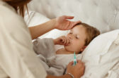 Zápal pľúc ohrozuje hlavne deti a seniorov.