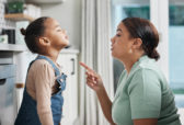 Neposlušné deti: Prečo je dôležitý spôsob, ako s deťmi hovoríte