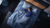 5 zvláštností, ktoré sa dejú počas spánku: poďme si ich objasniť