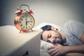 O koľkej by ste mali chodiť spať, aby vám nehrozili zdravotné problémy?
