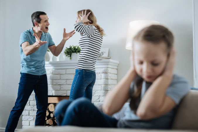 Prežiť manželstvo 'kvôli deťom': Odborníci varujú pred negatívnymi dôsledkami