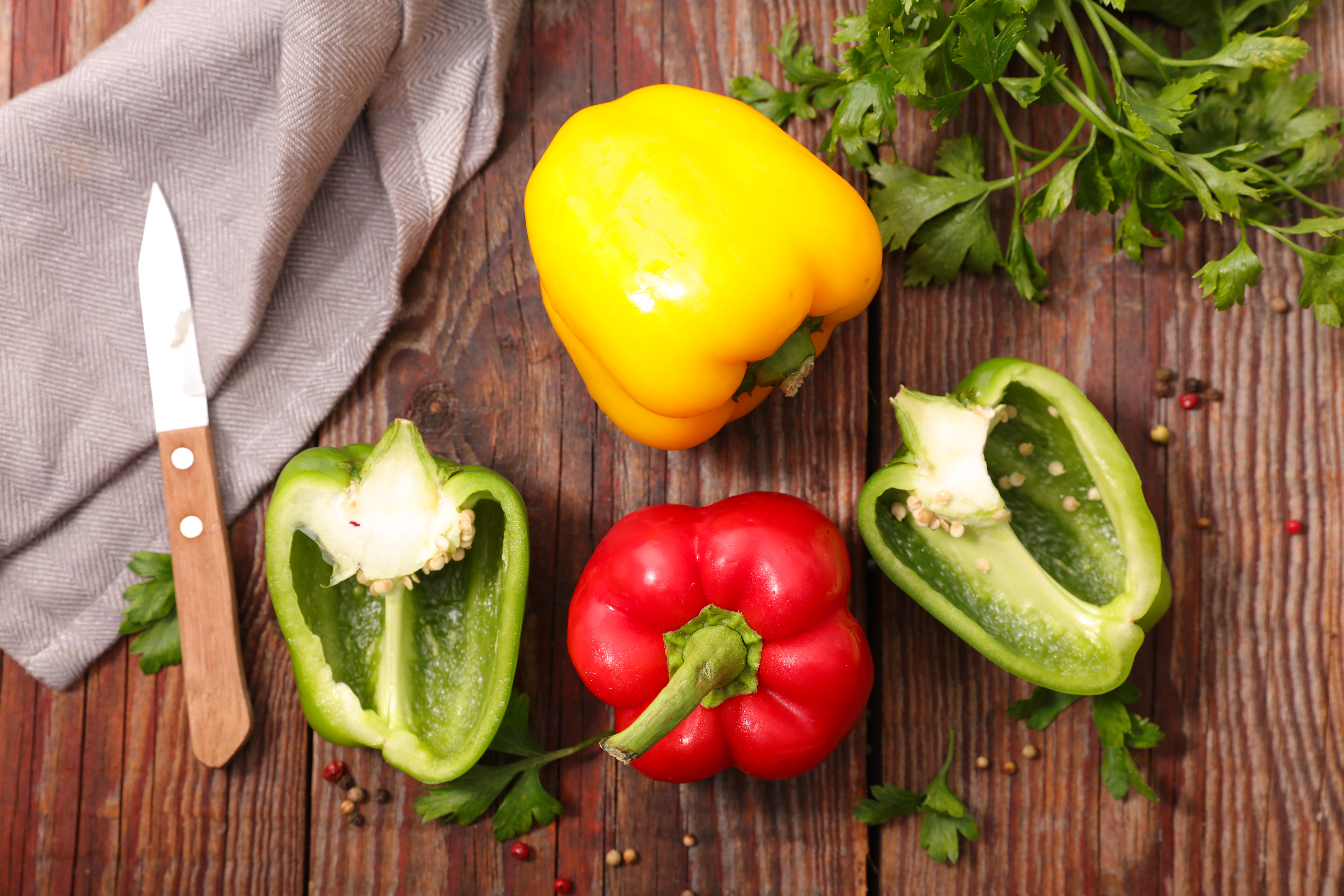 Prečo jesť papriku namiesto pomarančov? Objavte top potraviny na posilnenie imunity!