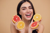 Vitamín C a vlasy: Je nevyhnutný pre ich silu, krásu a zdravie!
