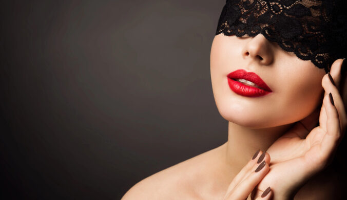 Tajomstvo ženskej príťažlivosti: 3 črty, ktoré z vás spravia femme fatale