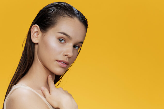 Žiarivý letný make-up bez námahy: Tento jeden produkt vám rozjasní celý deň