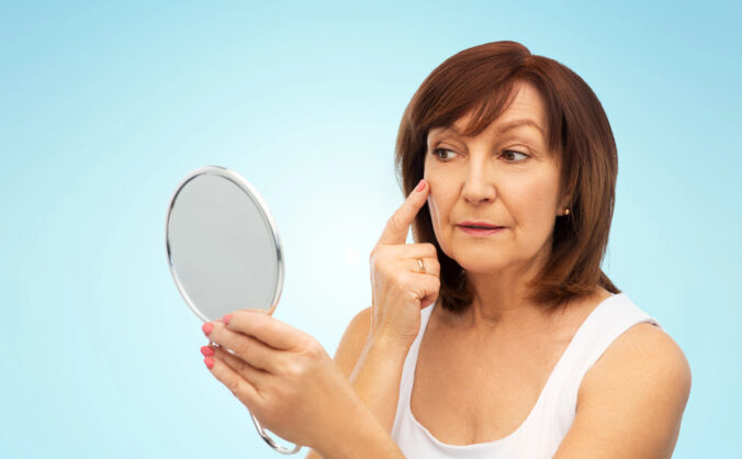 Počas menopauzy sa môžu objaviť na tvári nepríjemné chĺpky