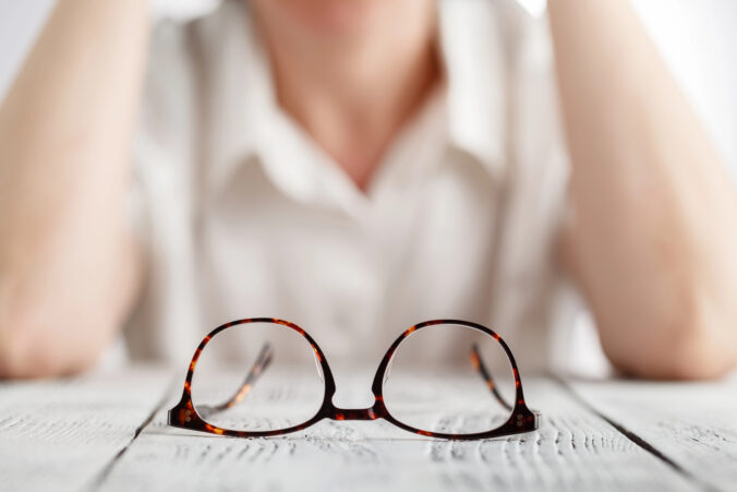 Čo sa deje s vašimi očami a mozgom, keď ignorujete okuliare, ktoré potrebujete?