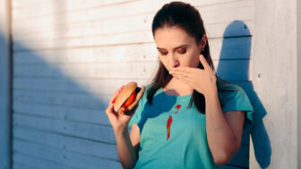 Nešikovný moment pri jedení