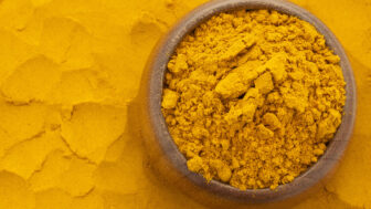 Zlatý prášok ako alternatíva piluliek? Tento prírodný elixír poznáme všetci!