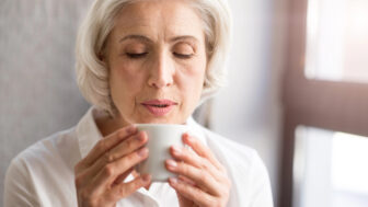 Ako zmierniť návaly horúčavy a opäť sa cítiť vo svojom tele príjemne