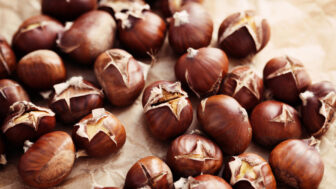 Domáce pečené gaštany: jednoduchá zimná dobrota