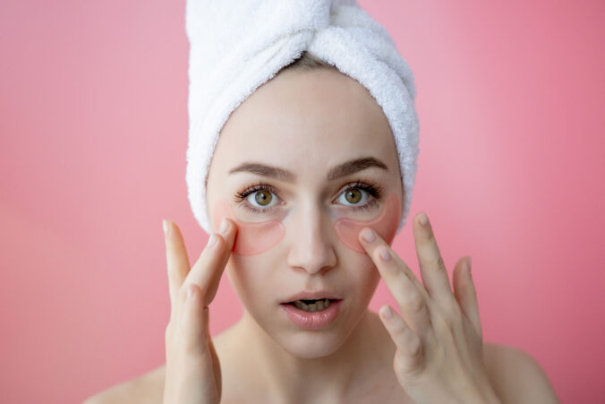 Opuchy pod očami: ako ich riešiť prirodzene a dlhodobo