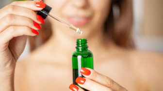 Tea tree olej v kozmetike: tipy, ktoré by ste mali určite vyskúšať!