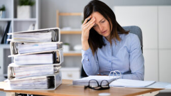 9 spôsobov, ako znížiť stres v práci a nevyhorieť