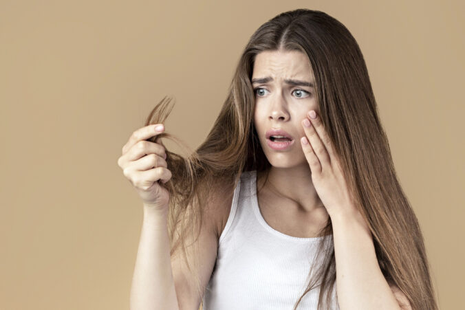 Suché a zničené končeky? Vlasy si často ničíme sami