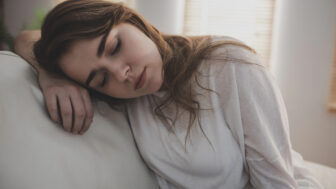 Prečo niektorí ľudia znášajú ponižovanie bez odporu