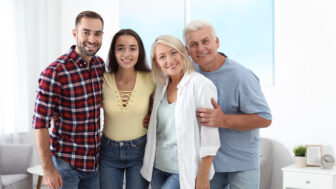 Rodina pokope: keď svokra nie je nepriateľ, ale opora