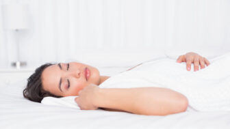 Ako sa večer zbaviť napätia a konečne pokojne zaspať