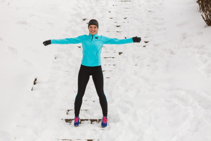 Zimný beh bez diskomfortu: Ako sa obliecť, aby ti nebola zima ani príliš teplo