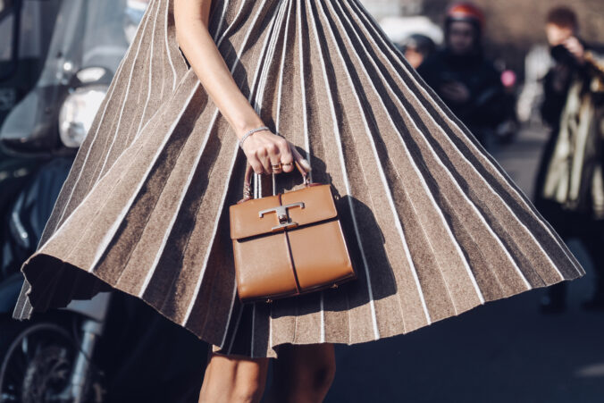Jar 2026: Tri typy sukní, ktoré oživia mestské ulice a sedia každej postave