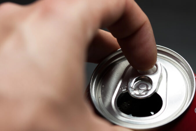 Energy drink pod lupou: čo sa deje v tele po jeho vypití