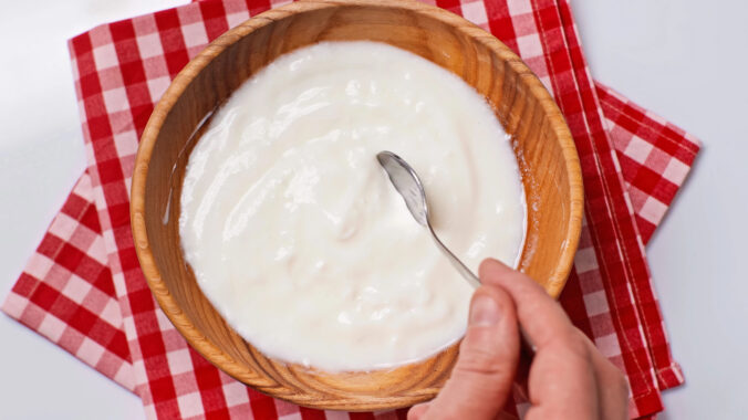 Jogurt namiesto tatárskej? Tieto výmeny v kuchyni vám ušetria kalórie