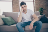 7 nenápadných signálov, ktoré môžu odhaliť problematický charakter muža